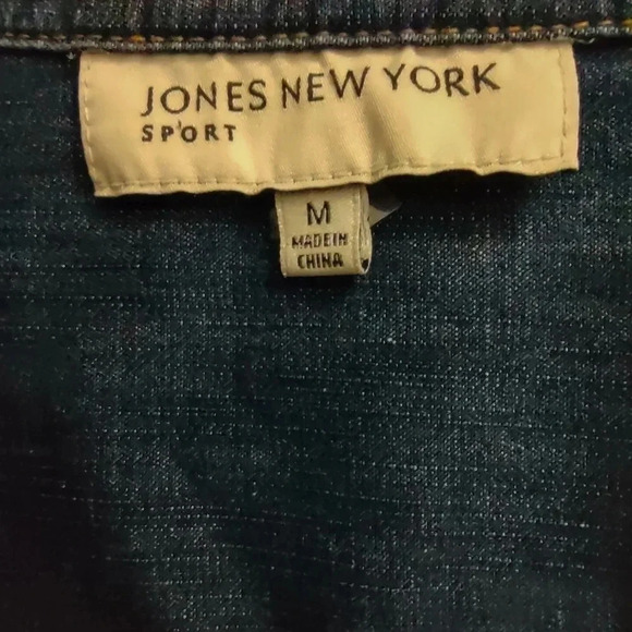 Jones New York Sport denim long sleeve top - Picture 4 of 7